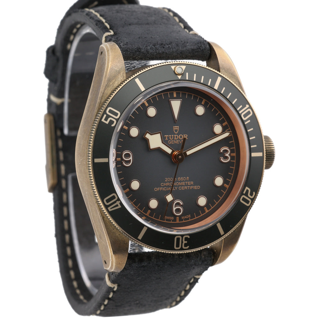 TUDOR BLACK BAY BRONZE - 79250BA - Watch - 43mm 0d902212-7b2d-4db4-8653-0d64816abd9b.jpg