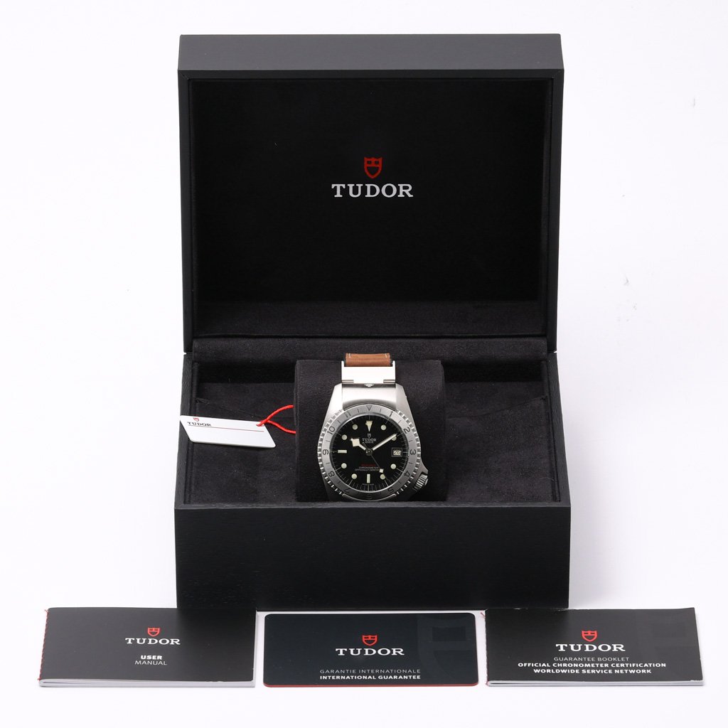 TUDOR BLACK BAY P01 - 70150 - Watch - 42mm 4a27e996-2fc1-41f1-9857-bc37daf92bde.jpg