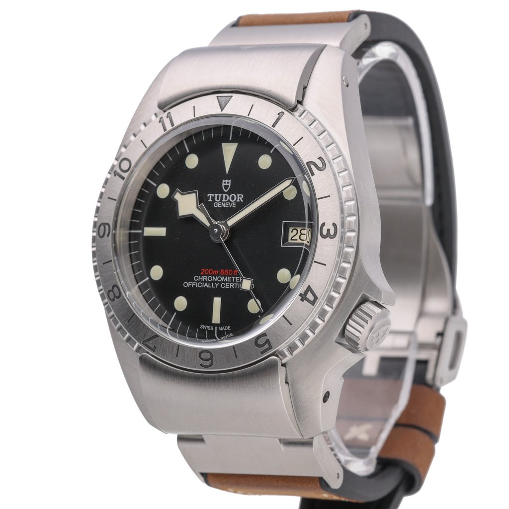 TUDOR BLACK BAY P01 - 70150 - Watch - 42mm a832356d-6f51-4640-8518-3ebbf3519563.jpg