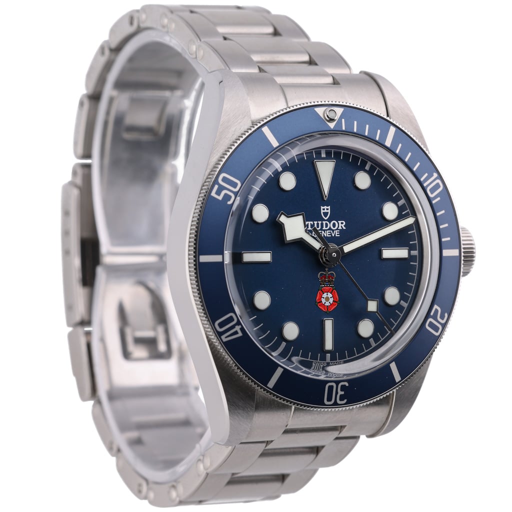TUDOR BLACK BAY 58 ROYALTY AND SPECIALIST PROTECTION - PLATINUM JUBILEE - 79030B - Watch - 39mm 0c056ac4-e0c0-42d1-a40e-5684c30fb89c.jpg