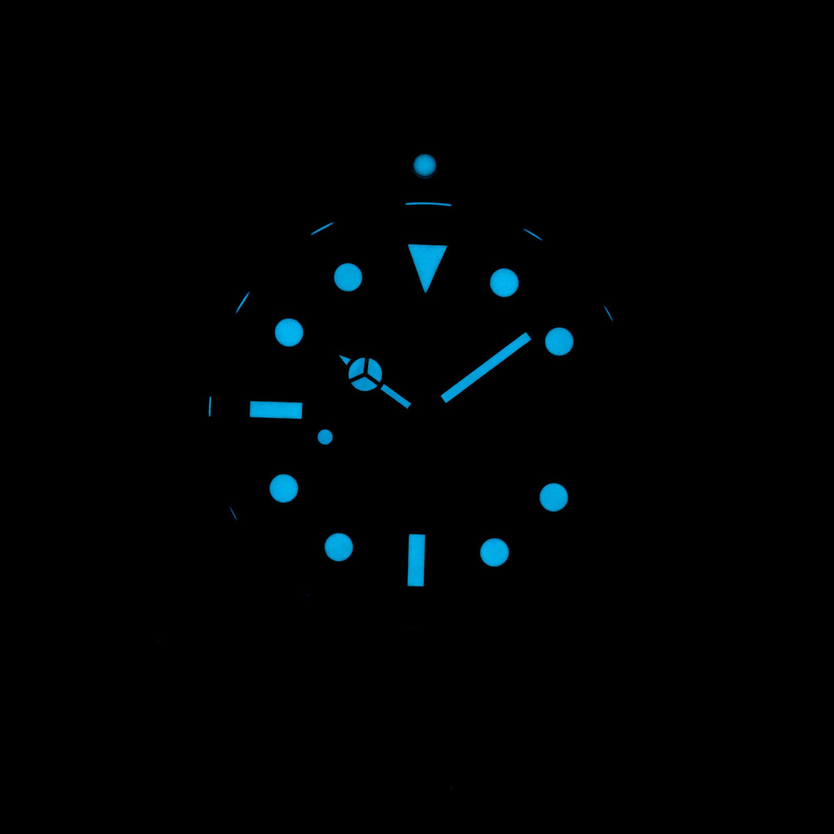 ROLEX SUBMARINER - 116610LV - Watch - 40mm 168e296f-c33f-4fd6-89db-47460735b7b8.jpg