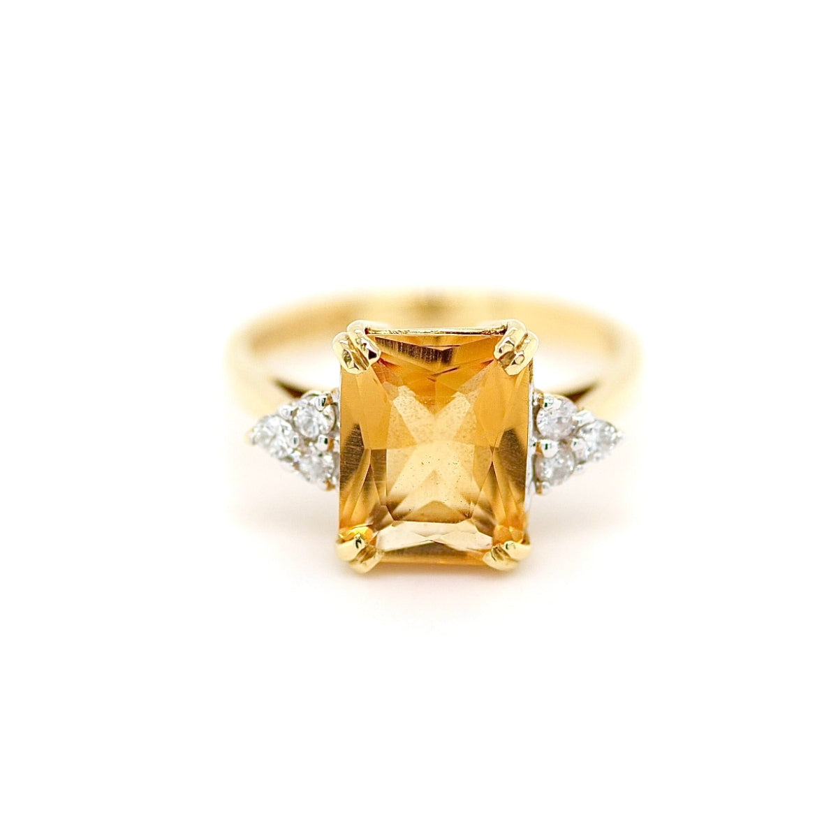 18ct Yellow Gold Emerald Cut Citrine & Diamond Ring - Size N