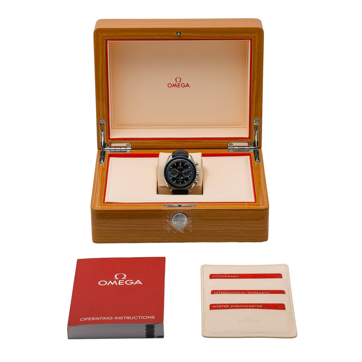 OMEGA SPEEDMASTER - 304.33.44.52.03.001 - Watch - 44mm 1b20b2dd-6f3e-405b-8cb6-d738a8116f16.jpg