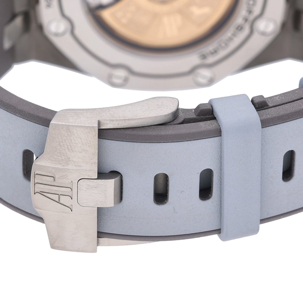 AUDEMARS PIGUET ROYAL OAK OFFSHORE CHRONGRAPH - 26470IO.OO.A006CA.01 - Watch - 42mm 37cfa455-566a-4a34-9e6e-bda7dc350c52.jpg