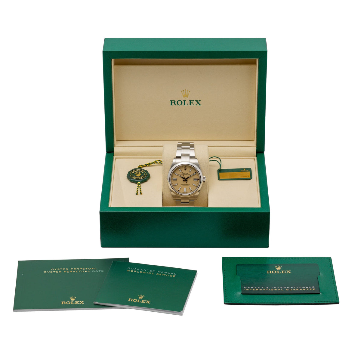 ROLEX OYSTER PERPETUAL 41 - 134300 - Watch - 41mm 3e4d58f7-8c3d-45ad-acd0-2056e96cf9ae.jpg