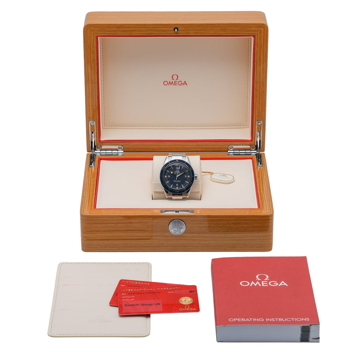 OMEGA SEAMASTER 300 - 23390412103001 - Watch - 41mm 4388a86f-35dd-4e6d-9fbb-10e89b84d5a2.jpg