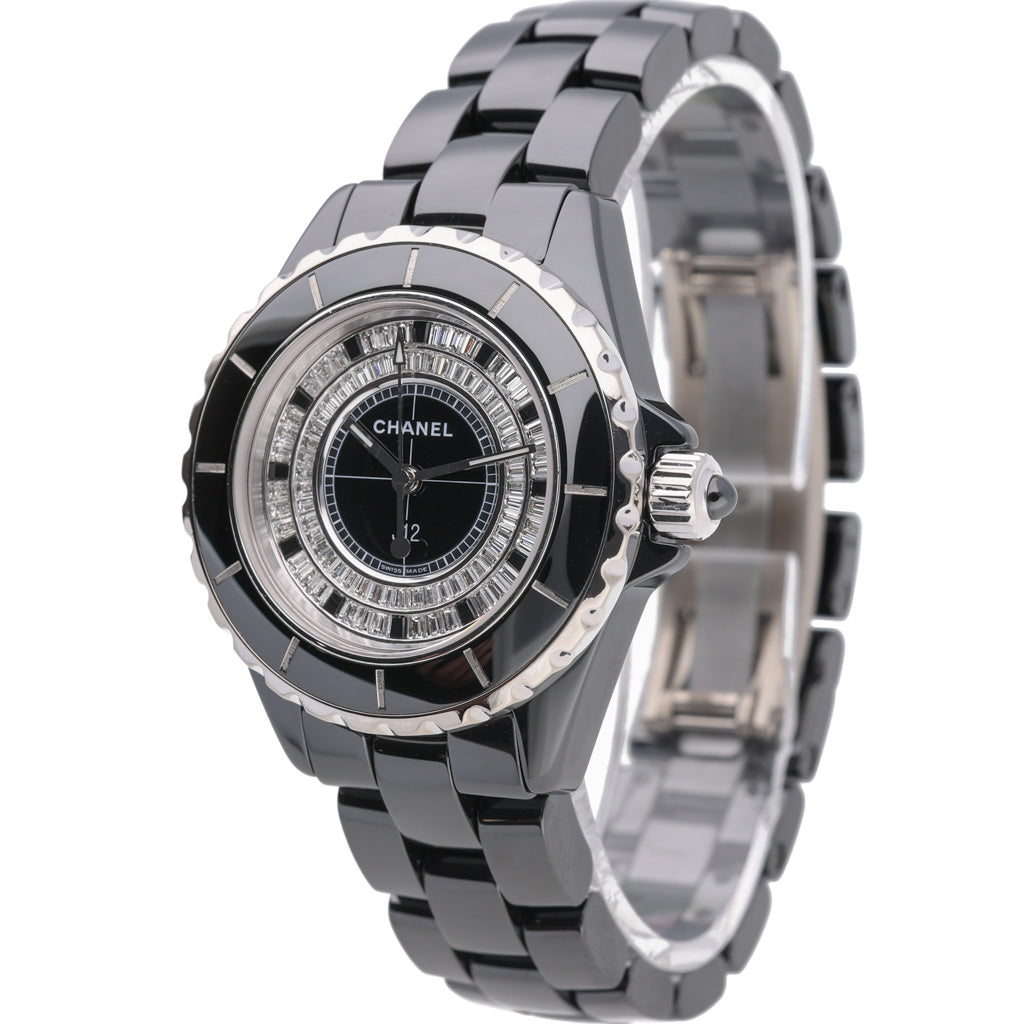 CHANEL J12 - H2610 - Watch - 38mm 44f906f9-7a72-4898-96da-5a93dea4a6bf.jpg