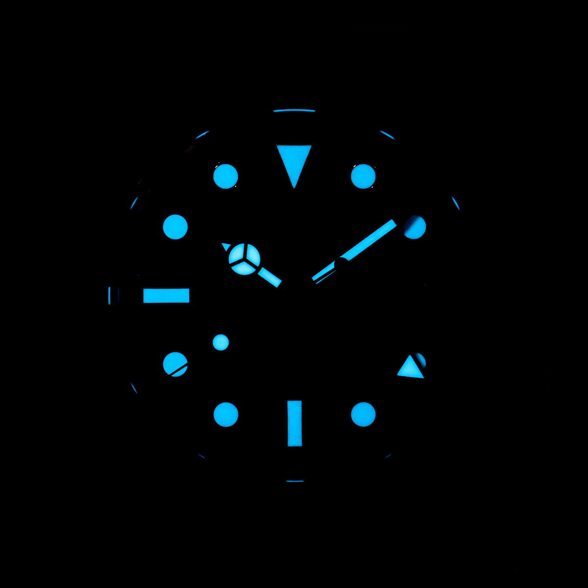 ROLEX GMT-MASTER II - 126710BLRO - Watch - 40mm 460a228b-7eb5-4f0d-966f-8d7c2e683e6e.jpg