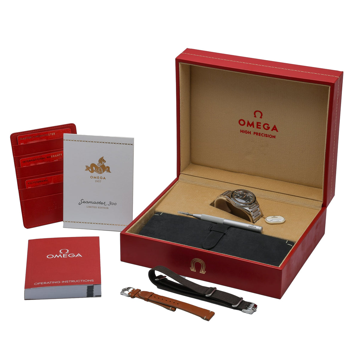 OMEGA SEAMASTER 300 - 234.10.39.20.01.001 - Watch - 39mm 502b4eec-86f1-40b6-94fd-32bd4779cb6e.jpg