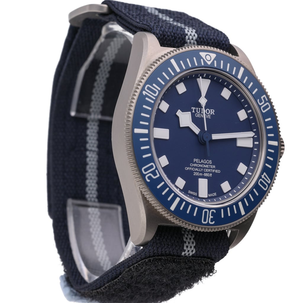 TUDOR PELAGOS FXD - 25707B/21 - Watch - 42mm 50709c37-fe19-4e57-9b36-e617db127956.jpg