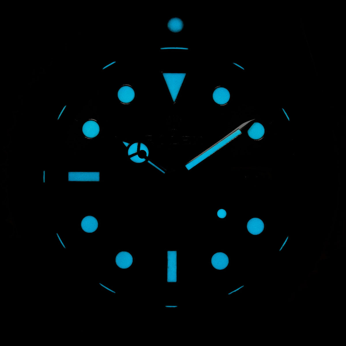 ROLEX SUBMARINER - 116610LV - Watch - 40mm 56b1757a-99a4-4844-821e-45a6d082ec54.jpg