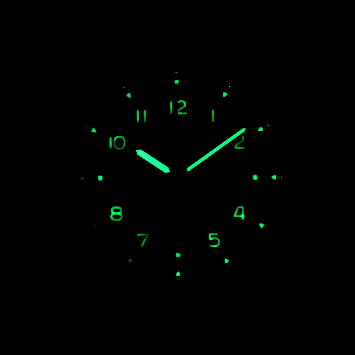 BREITLING NAVITIMER  AVIATOR 8 - AB01192 - Watch - 43mm 5e5f8c82-b27e-4fea-8d3e-69da016894f3.jpg