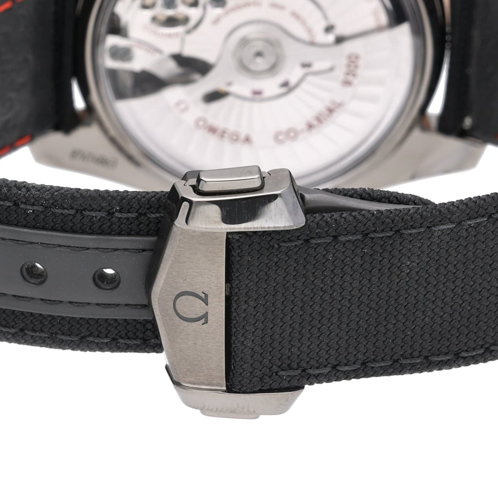 OMEGA SPEEDMASTER DARK SIDE OF THE MOON - 311.63.44.51.99.001 - Watch - 44mm 60113060-a985-42cb-8c59-b3565034a6d2.jpg