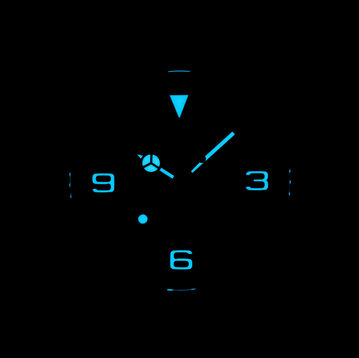 ROLEX AIR-KING - 126900 - Watch - 40mm 6136c1ae-7154-47ef-8a05-5619689ce846.jpg