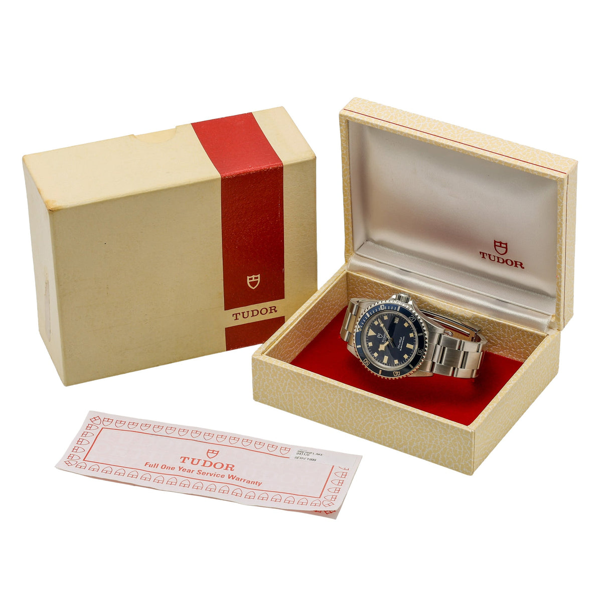 TUDOR SUBMARINER - 94110 - Watch - 40mm 66b0bc74-032a-4002-a260-6a9cd8084bf8.jpg