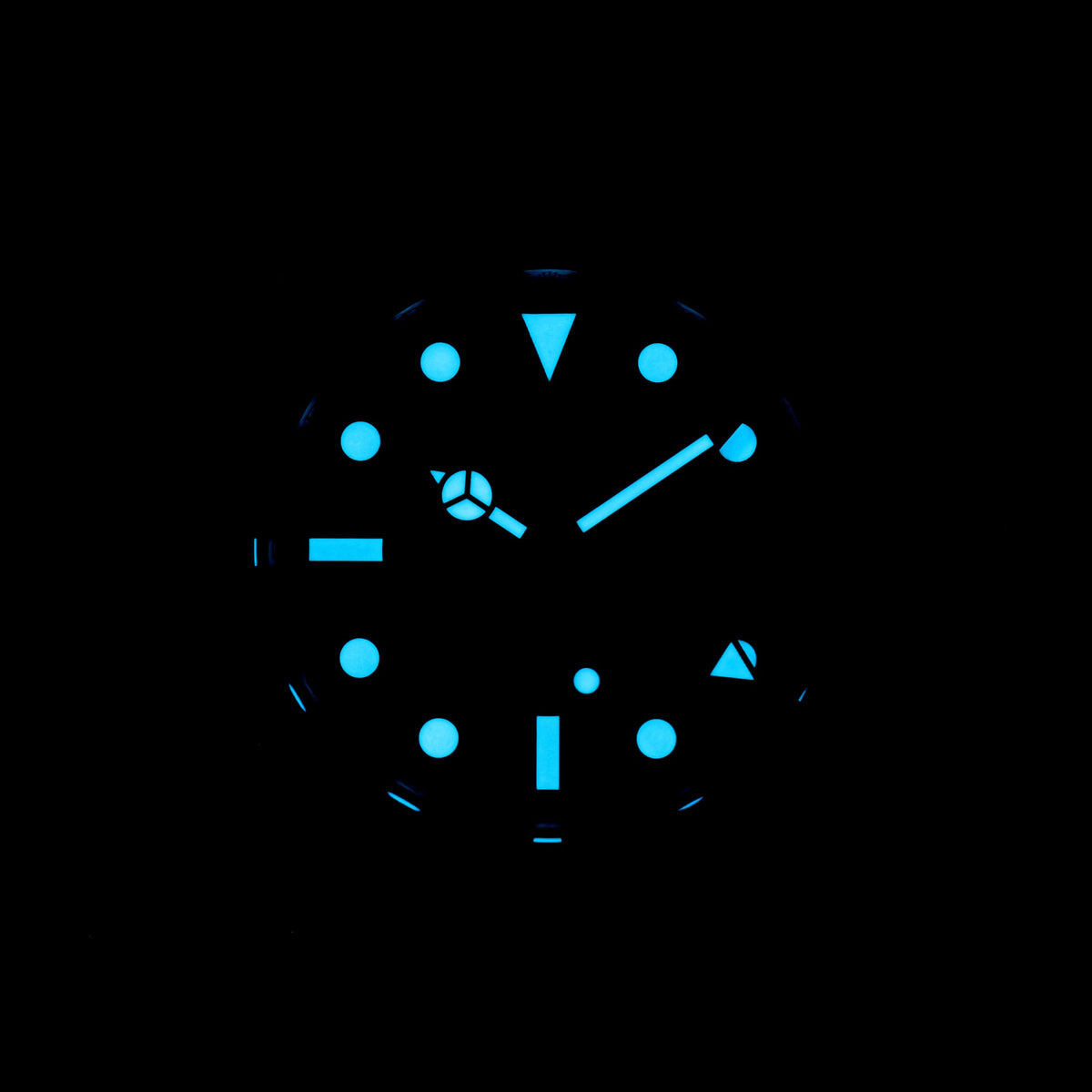 ROLEX GMT-MASTER II - 126710BLNR - Watch - 40mm 6f995bb1-9b62-4fb2-8741-a01ae2c19f81.jpg
