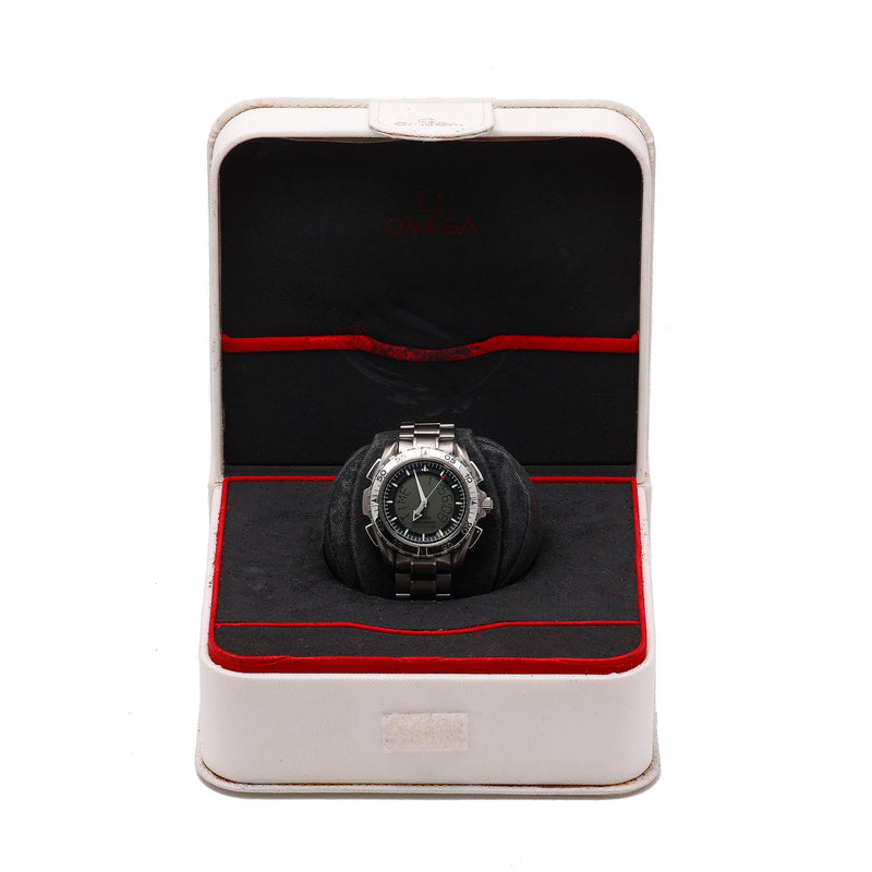 OMEGA SPEEDMASTER PROFESSIONAL MOONWATCH - 39905006 - Watch - 42mm 746b1aa9-5ef1-4adc-b934-021af7877be4.jpg