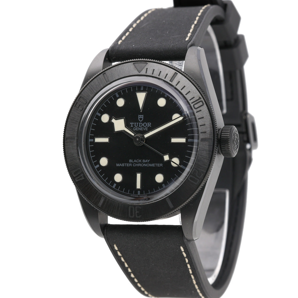 TUDOR BLACK BAY CERAMIC - 79210CNU - Watch - 41mm 75f5a4cb-95d2-486a-a42e-ce3dd6ae2823.jpg