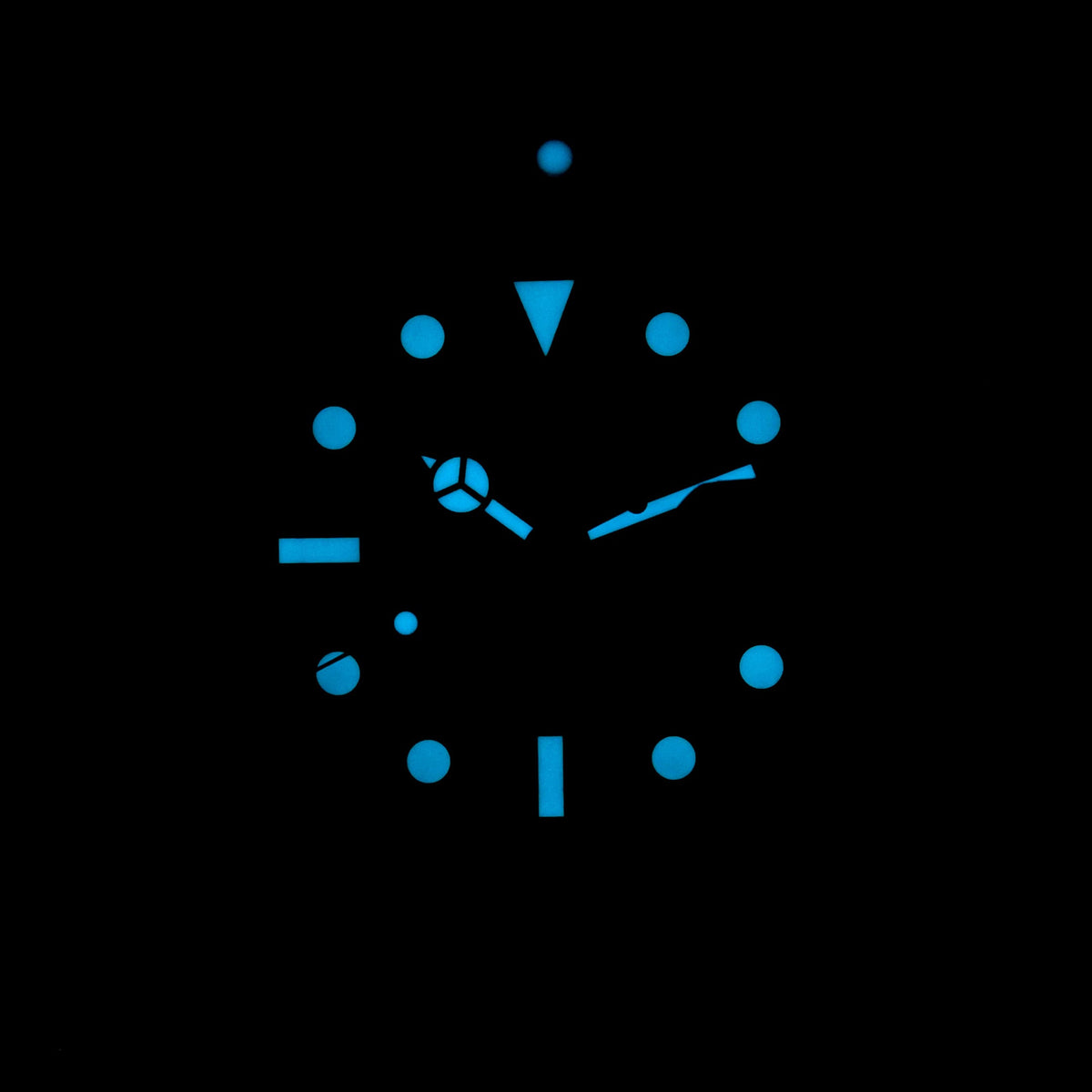 ROLEX SUBMARINER - 126613LN - Watch - 41mm 8a4d379a-0adb-46b6-b462-38856c1ef4f2.jpg