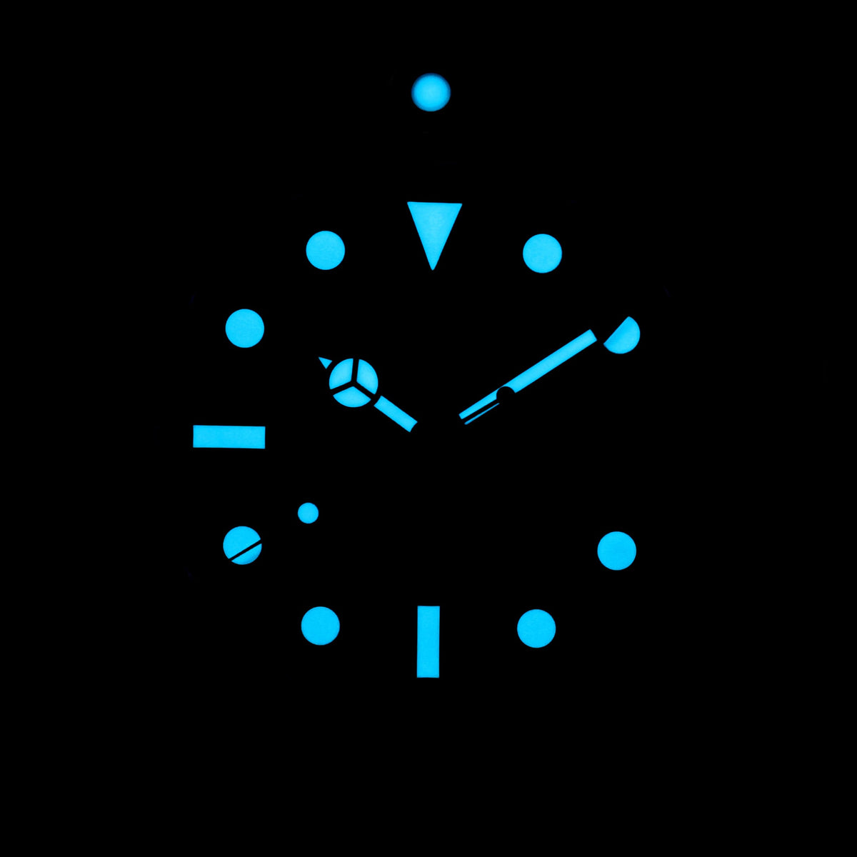 ROLEX SUBMARINER - 126610LN - Watch - 41mm 92dbc3d7-b1d2-4a9d-b0b1-daa69145d104.jpg