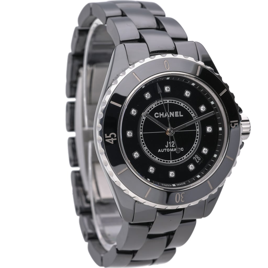 CHANEL J12 - H5702 - Watch - 38mm b0a3e51b-d5bc-435c-82a9-0a793b076663.jpg