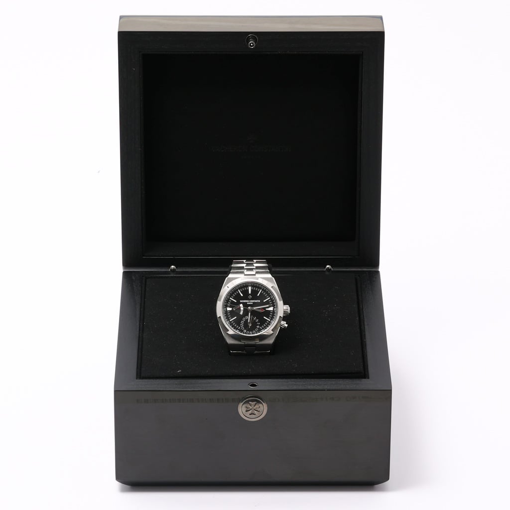 VACHERON CONSTANTIN OVERSEAS DUAL TIME - 7900V/110A-B546 - Watch - 41mm bf94d9e9-3c2f-4880-be20-c60eef26e86d.jpg