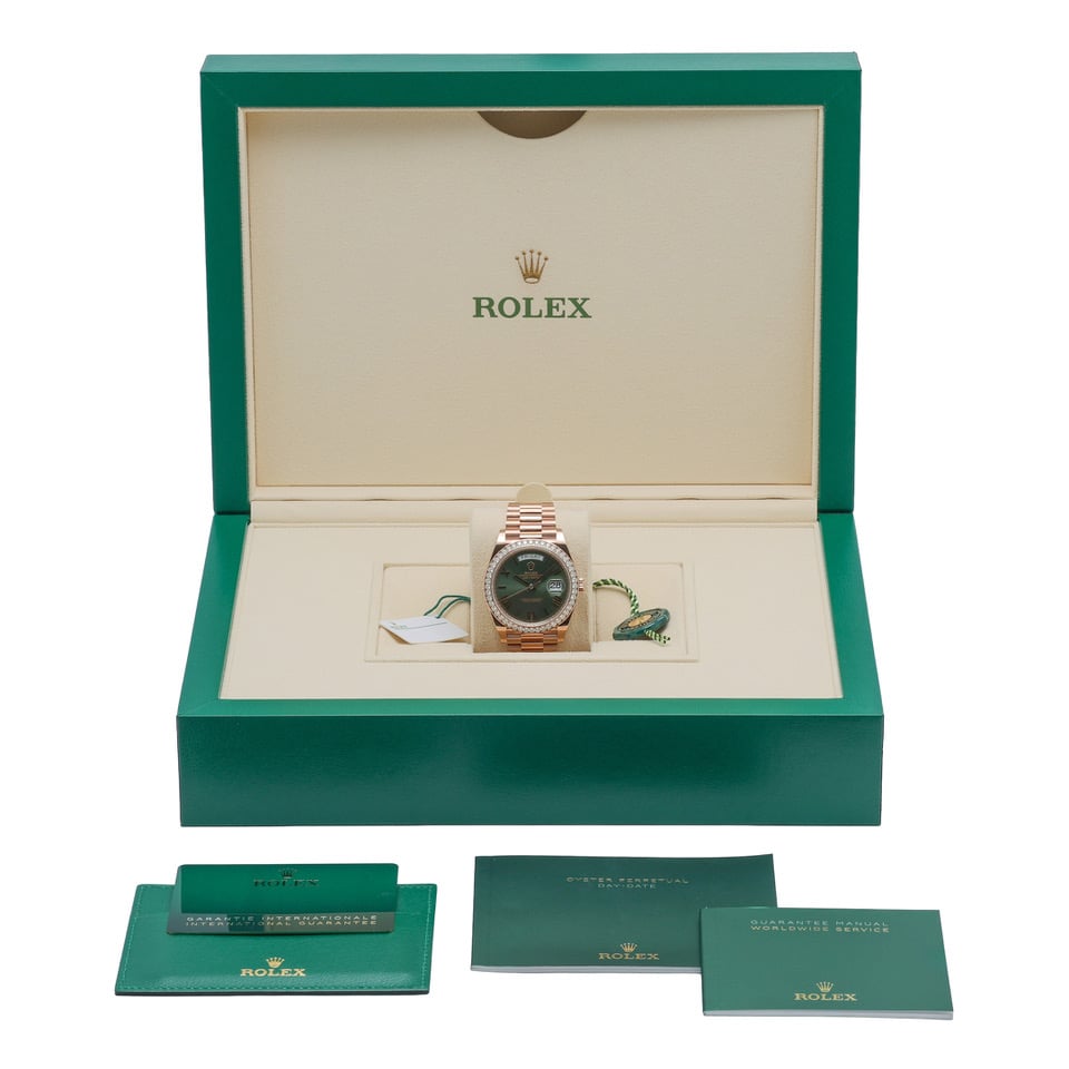 ROLEX DAY-DATE 40 - 228345RBR - Watch - 40mm cf95f26b-a3da-460b-a538-3e5debc83c76.jpeg