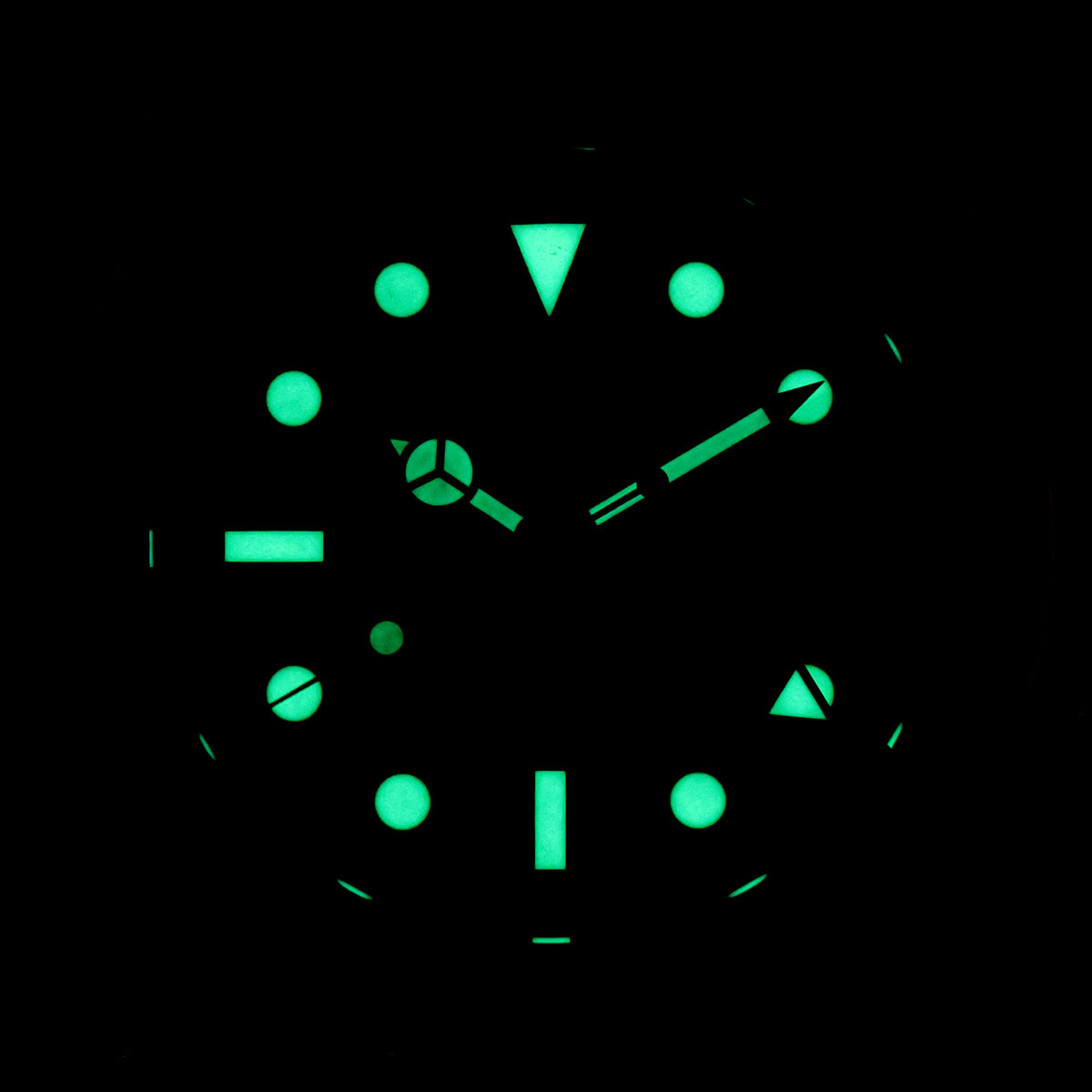 ROLEX GMT-MASTER II - 116710LN - Watch - 40mm d903ae4c-76b9-4273-a999-b43125193fe9.jpg