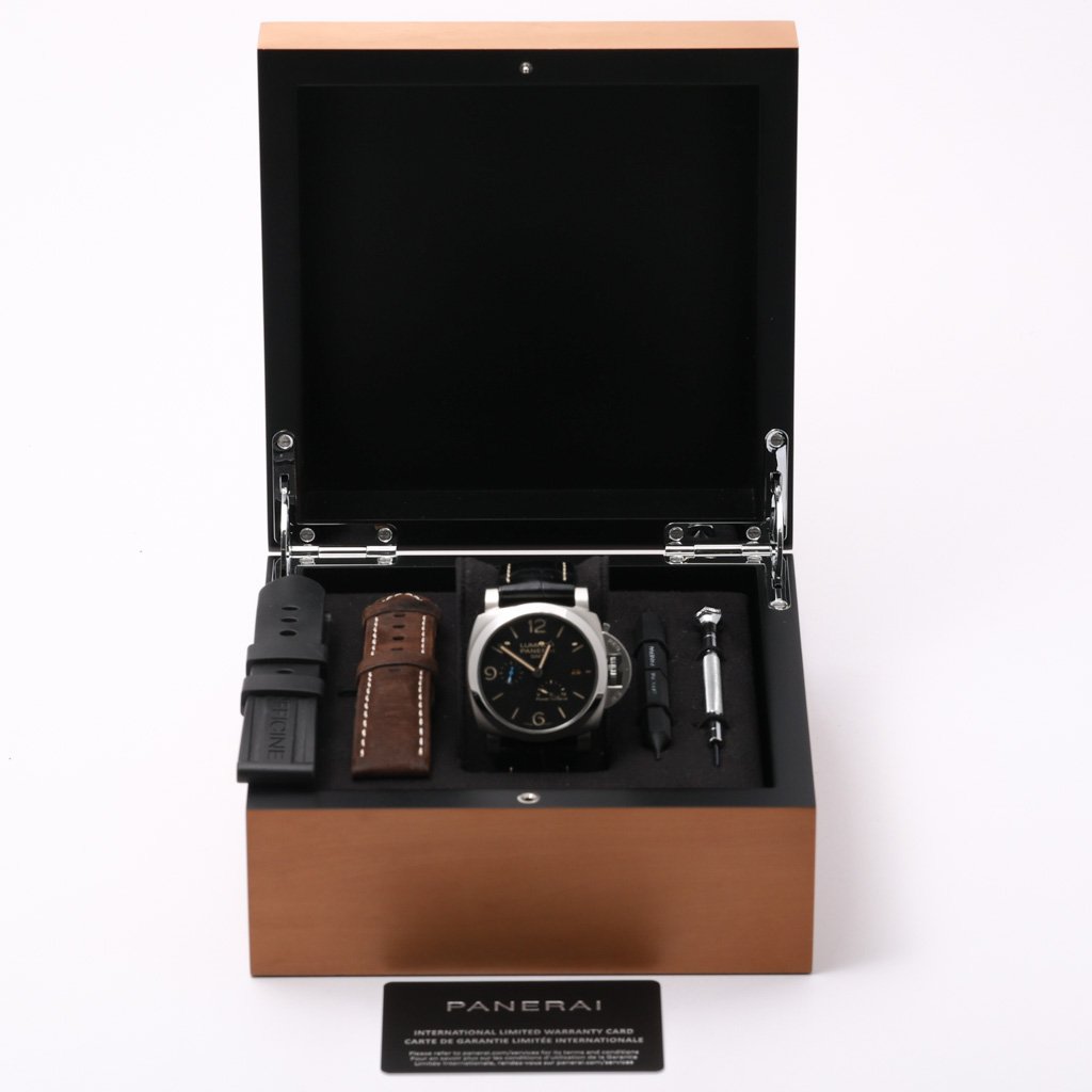 PANERAI LUMINOR 1950 3 DAYS GMT  - PAM01321 - Watch - 44mm defb0514-2cd0-4d0d-8b4e-9c15c65692d6.jpg