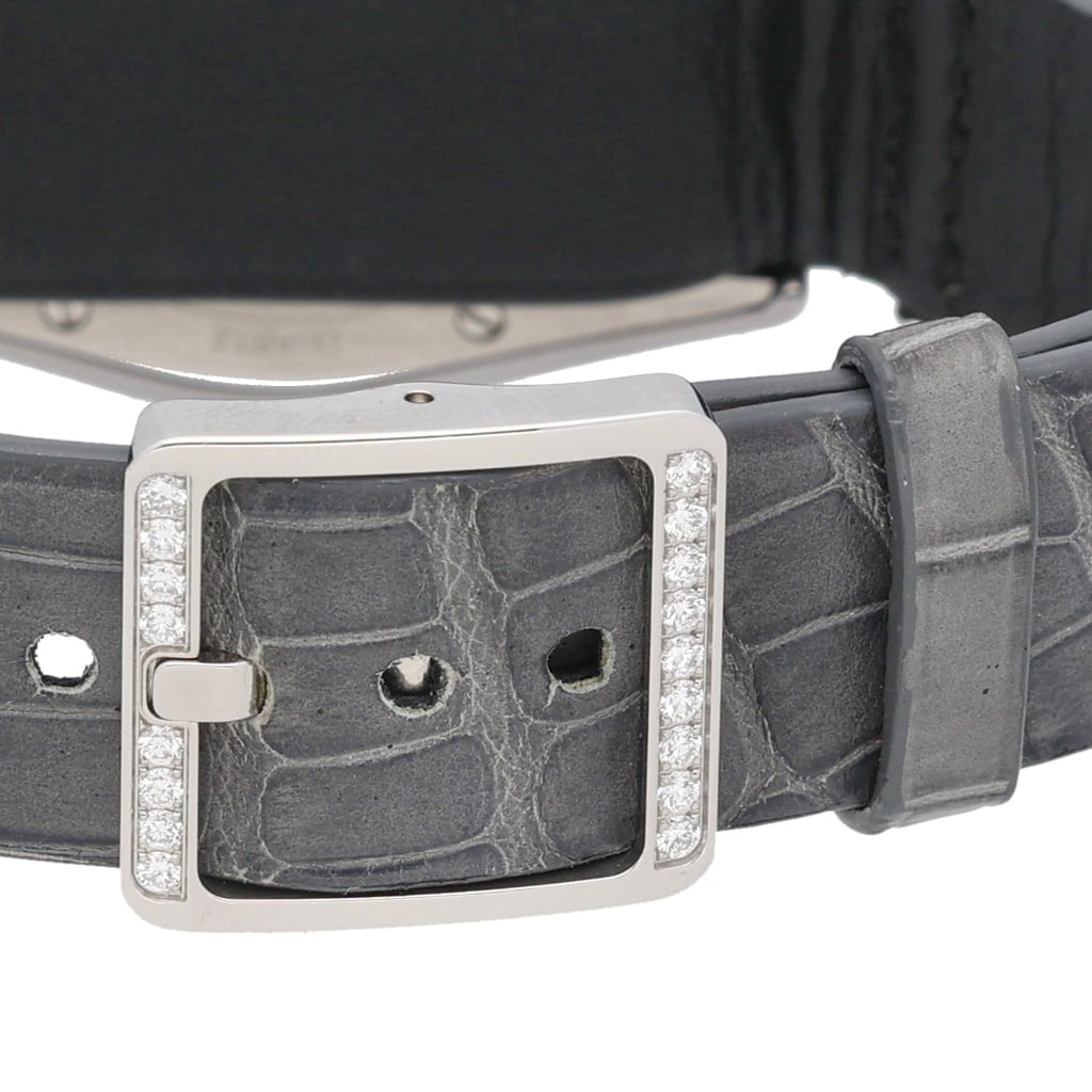 CHANEL J12 - H4188 - Watch - 33mm e7ae511d-0709-4b96-81e4-ec728b89b1a8.jpg