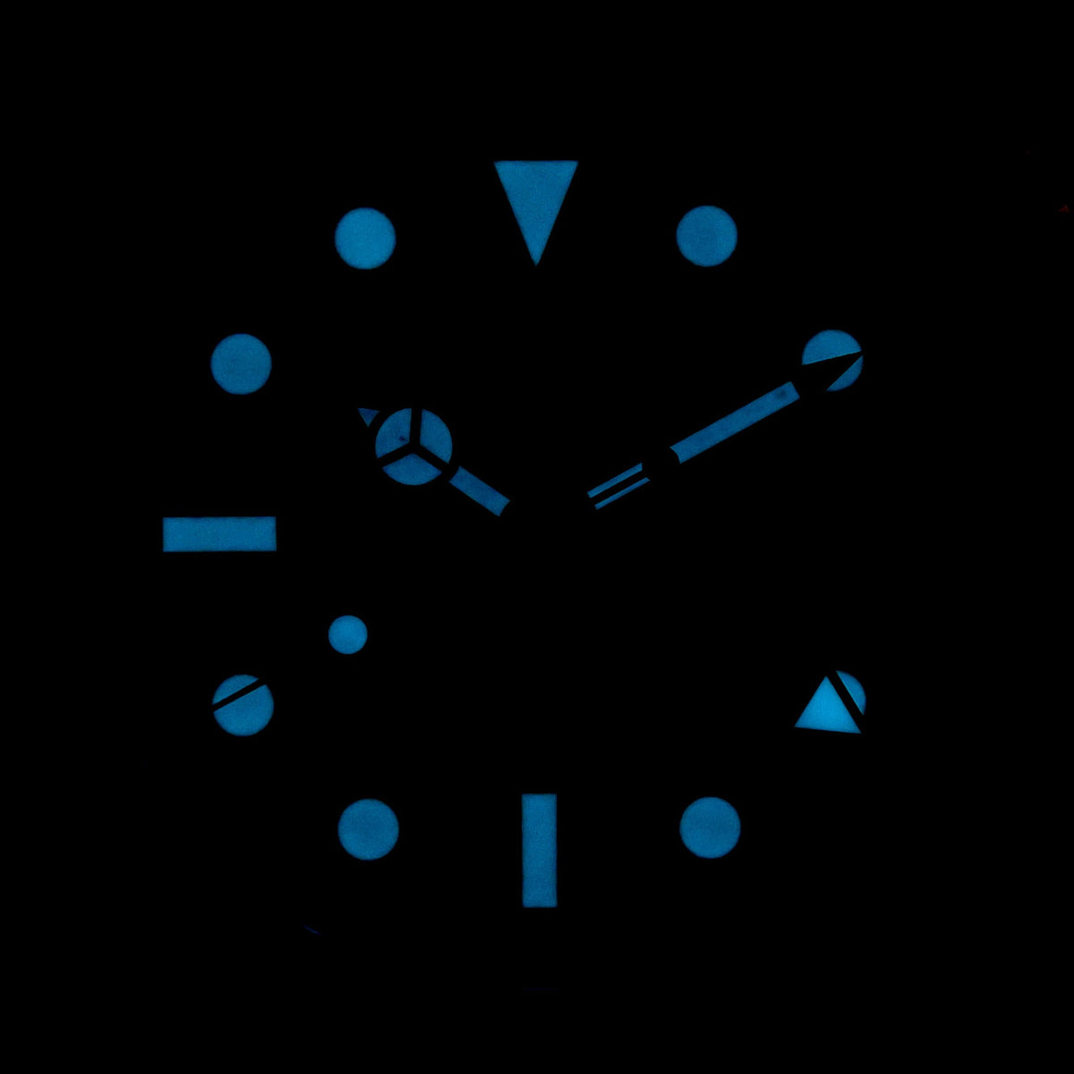 ROLEX GMT-MASTER II - 116710BLNR - Watch - 40mm f7e80403-c4d0-45da-83b5-f1ed6b14b77e.jpg