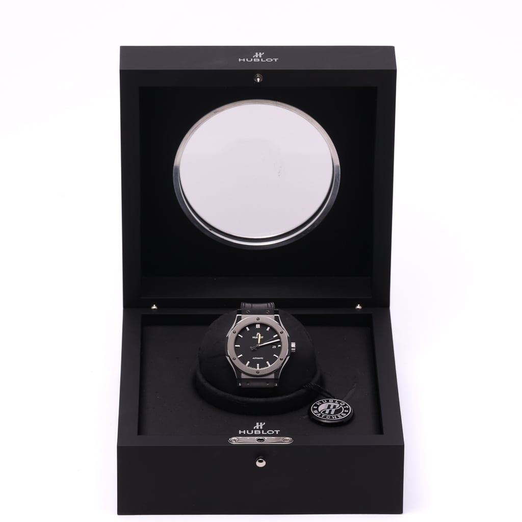 HUBLOT CLASSIC FUSION - 542.NX.1171.LR - Watch - 42mm f9ff2365-0df5-478f-9907-2df7622fc935.jpg