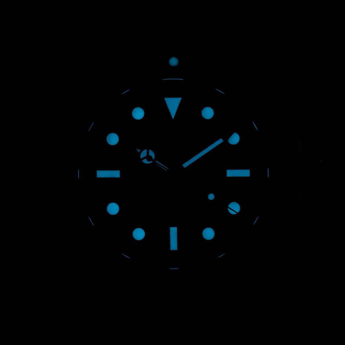 ROLEX SUBMARINER - 114060 - Watch - 40mm fa3f2fcc-558a-4779-b380-4f03caef95ad.jpg