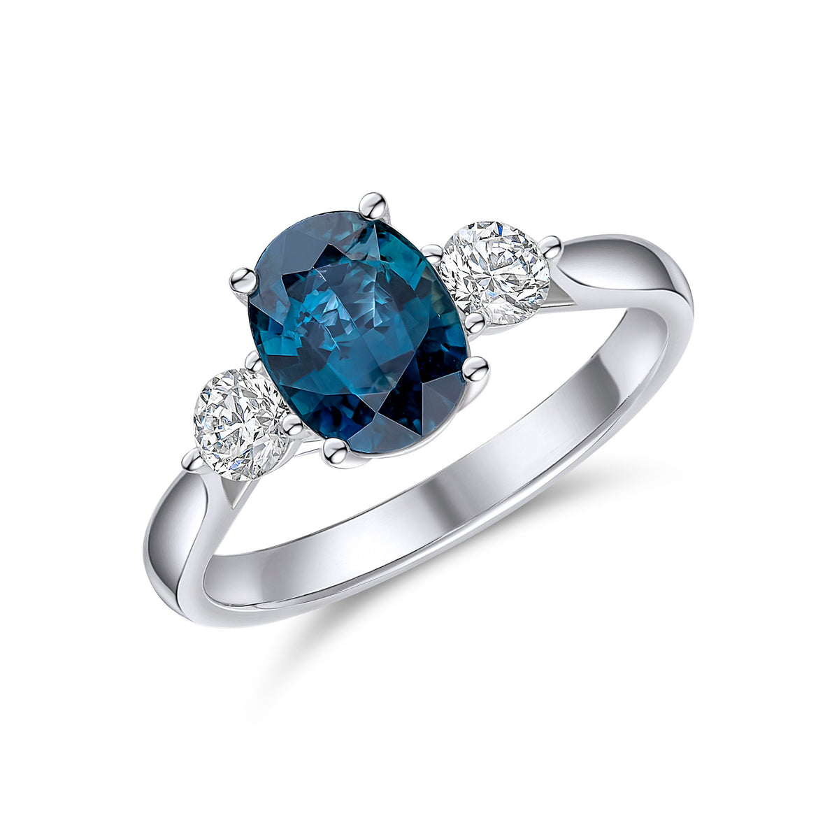 18CT WG 8X6 OVAL SAPPHIRE & ROUND DIAMOND 3 STONE RING