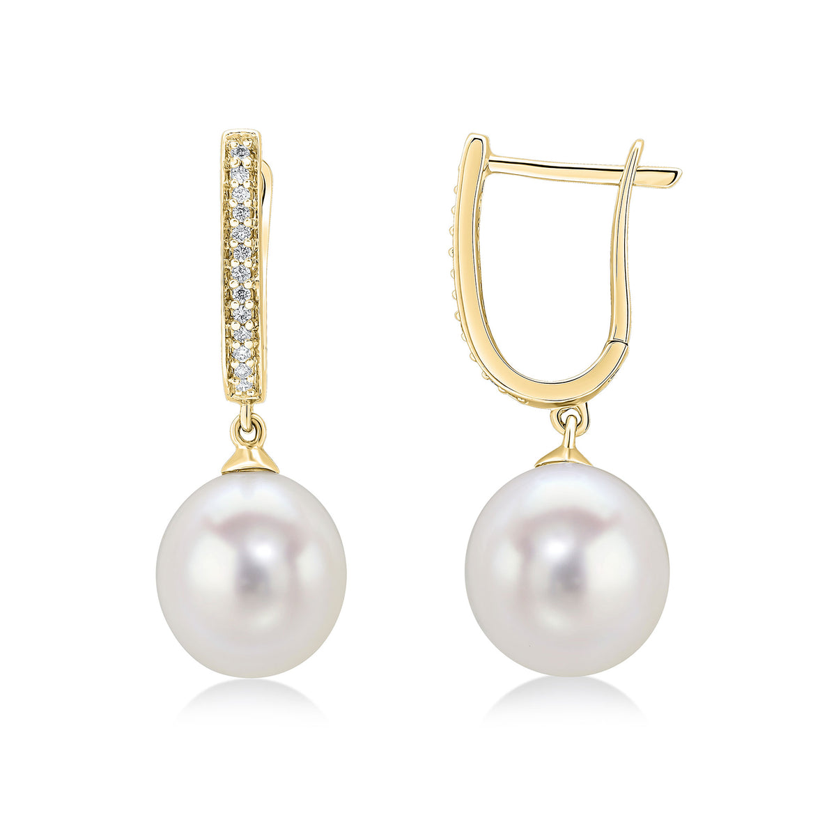 18CT YG FRESHWATER CULTURED PEARL AND ROUND DIAMOND OVAL HOOP TOP DROP EARRINGS. RHODIUM TO DIAMONDS