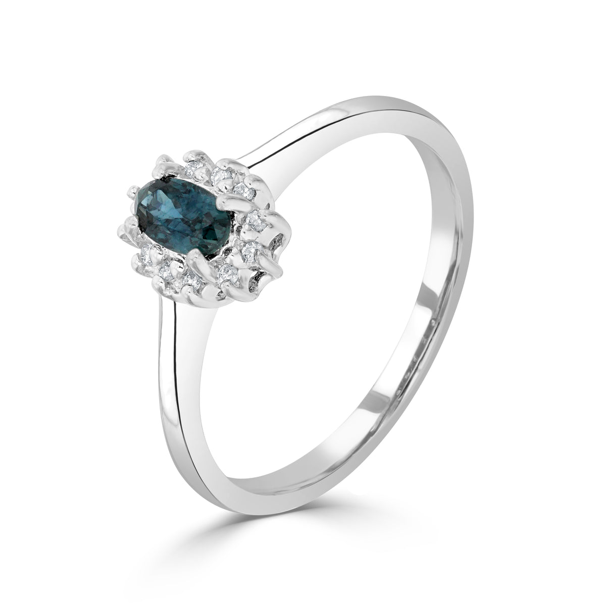 9CT WG 5X3 OVAL SAPPHIRE & DIAMOND CLAW SET CLUSTER RING