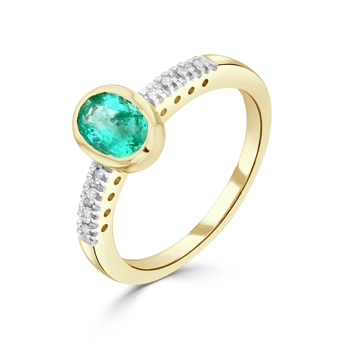 9CT YG RUBOVER 7X5 OVAL EMERALD SINGLE STONE RING WITH CLAW SET DIAMOND SHOULDERS. RHODIUM TO DIAMONDS