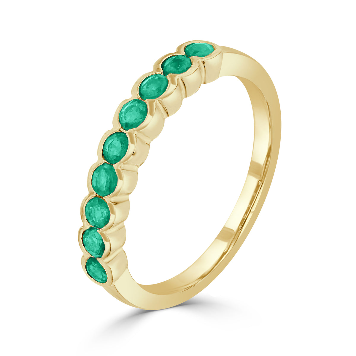 9CT YG ROUND EMERALD 9ST SCALLOPED 1/2 ETERNITY RING