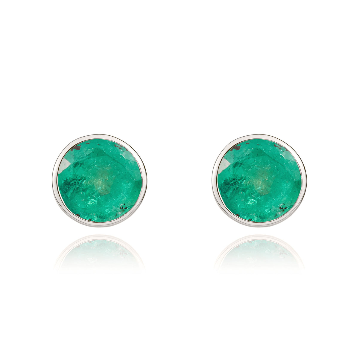 9CT WG 5MM ROUND EMERALD RUBOVER STUD EARRINGS
