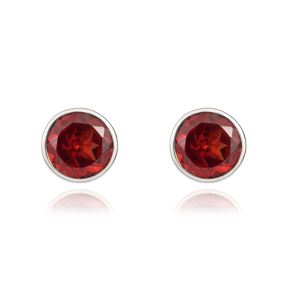 9CT WG 5MM ROUND GARNET RUBOVER STUD EARRINGS